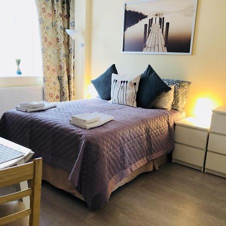 Mandeville Rooms Northolt  Zewnętrze zdjęcie